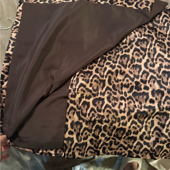 J.Crew Leopard Print wrap Skirt in dutchesse satin - Picture 6 of 12